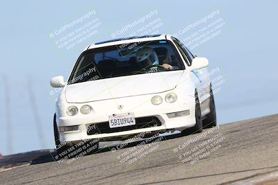 media/Oct-26-2025-CalClub SCCA (Sun) [[8ce1e69566]]/Group 1/Session 2 (Grapevine)/